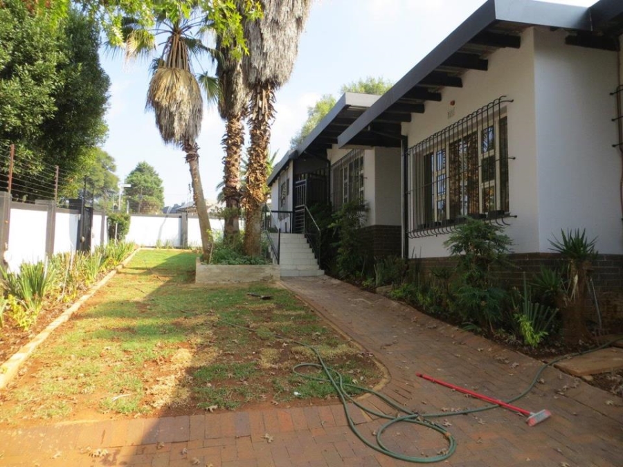 4 Bedroom Property for Sale in Constantia Kloof Gauteng