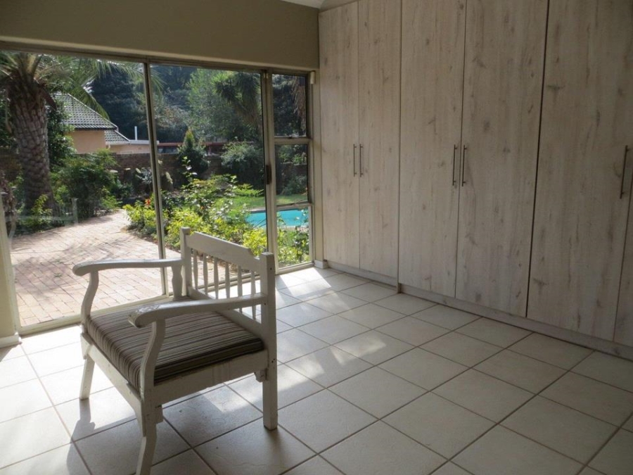 4 Bedroom Property for Sale in Constantia Kloof Gauteng