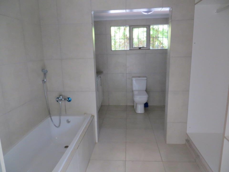 4 Bedroom Property for Sale in Constantia Kloof Gauteng