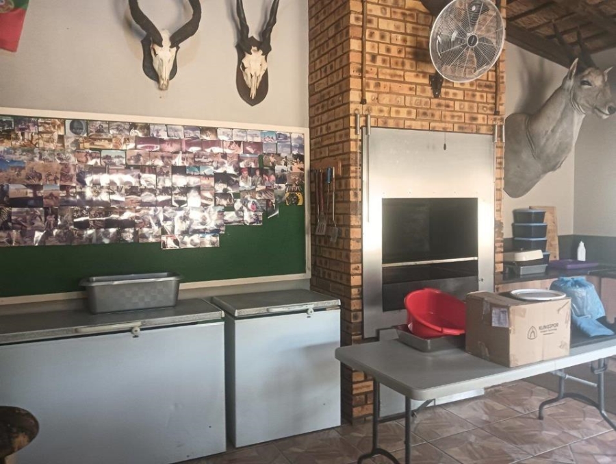 4 Bedroom Property for Sale in Witpoortjie Gauteng