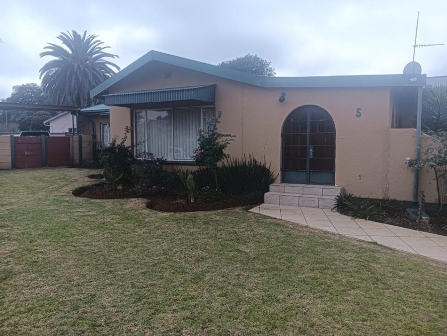 4 Bedroom Property for Sale in Witpoortjie Gauteng