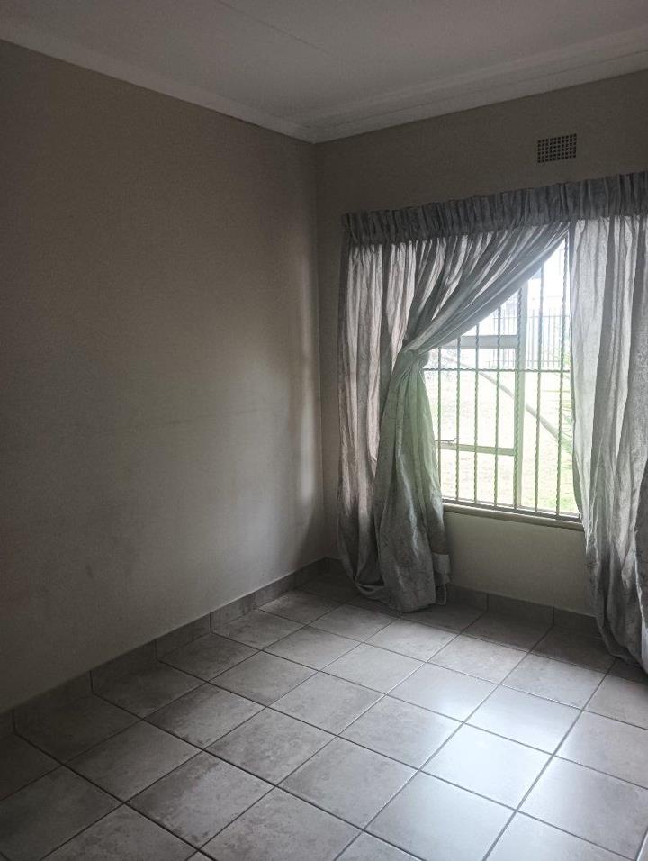 3 Bedroom Property for Sale in Witpoortjie Gauteng