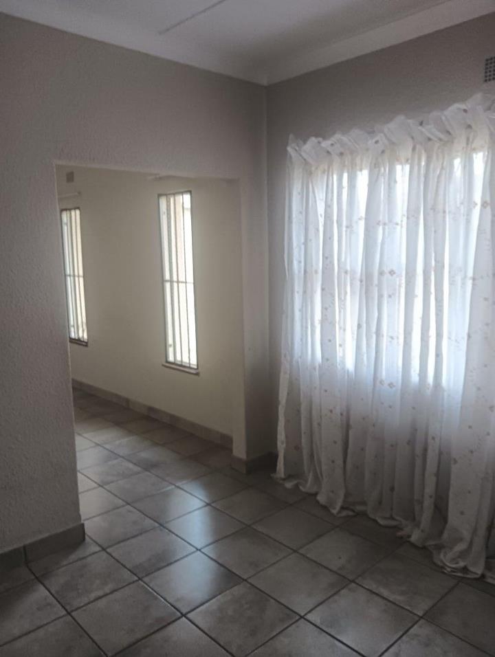 3 Bedroom Property for Sale in Witpoortjie Gauteng