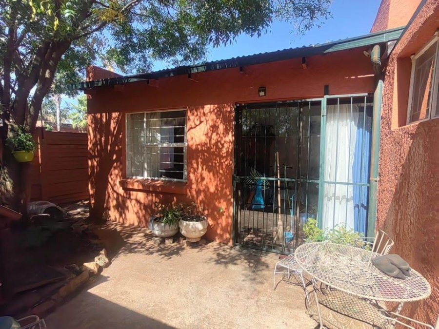 3 Bedroom Property for Sale in Mindalore Gauteng