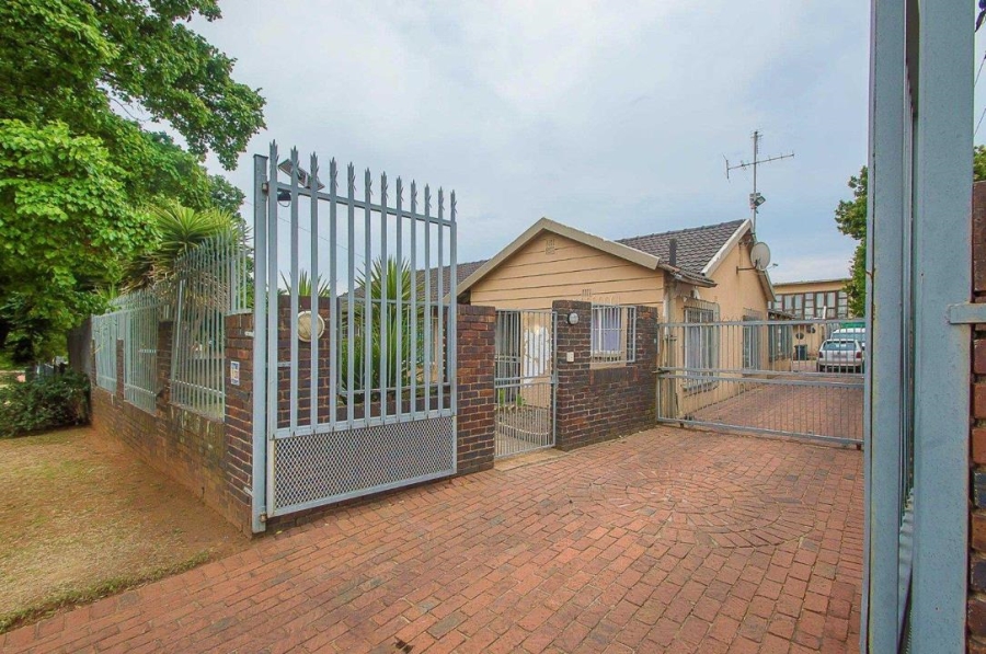 4 Bedroom Property for Sale in Mindalore Gauteng