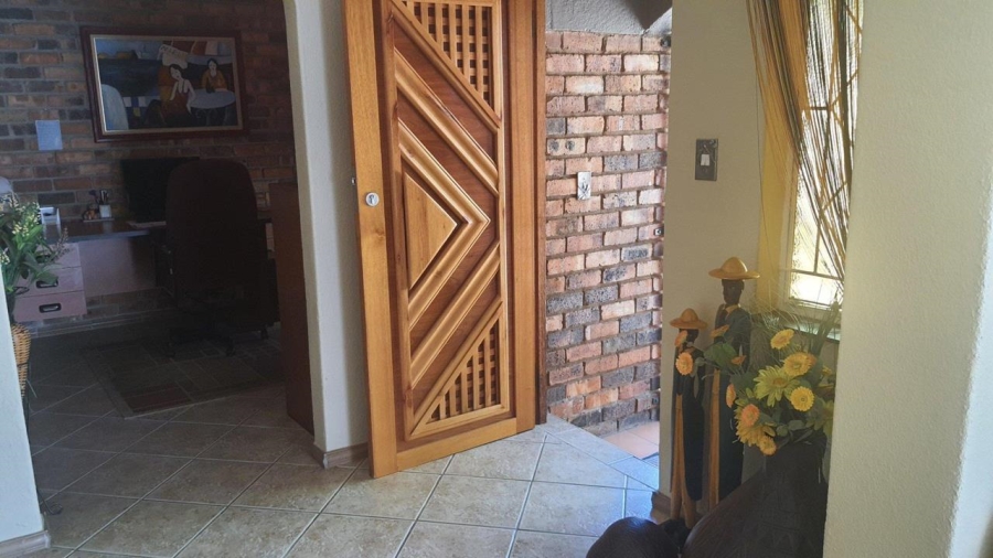 4 Bedroom Property for Sale in Rant En Dal Gauteng