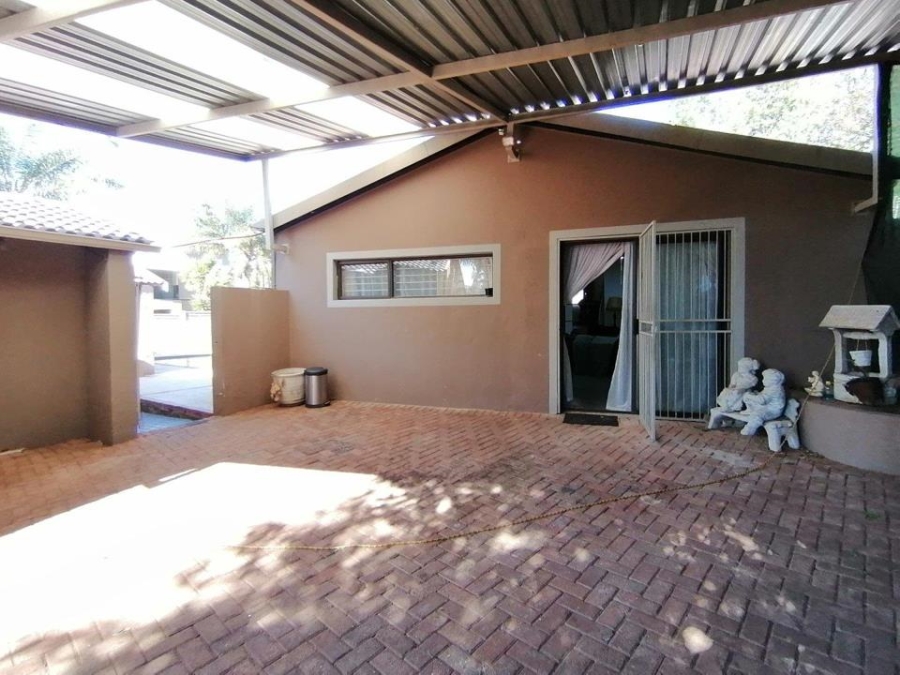 4 Bedroom Property for Sale in Noordheuwel Gauteng