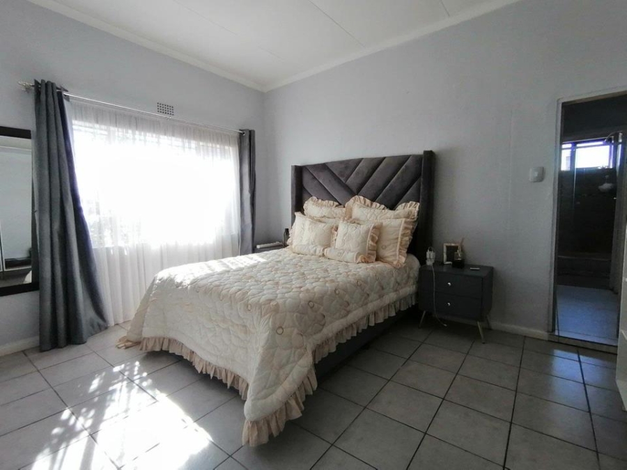 4 Bedroom Property for Sale in Krugersdorp West Gauteng