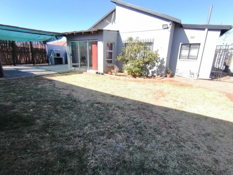 4 Bedroom Property for Sale in Krugersdorp West Gauteng