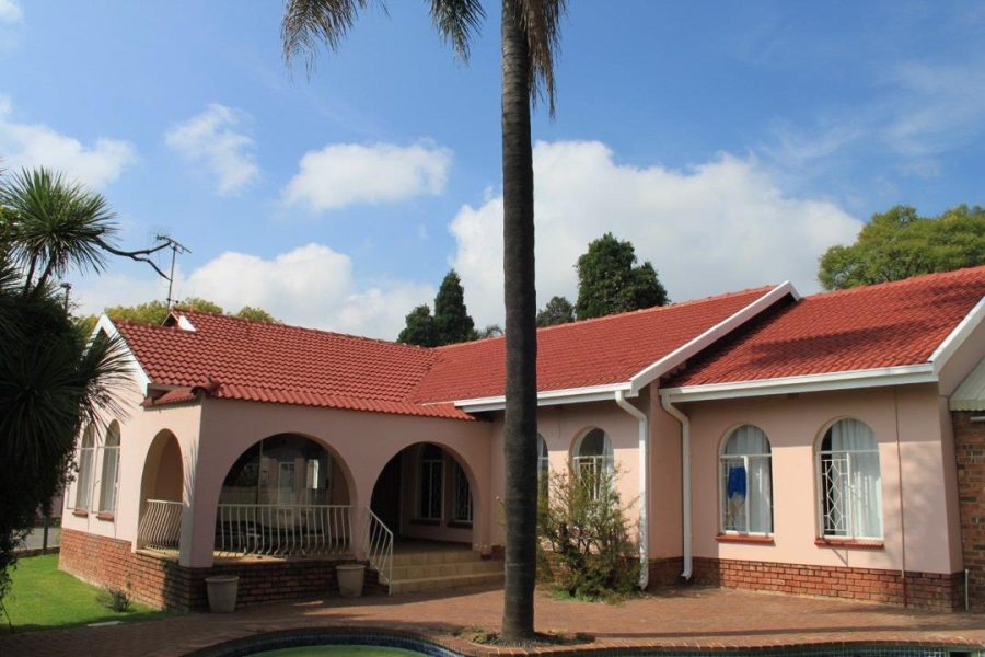 4 Bedroom Property for Sale in Fairland Gauteng