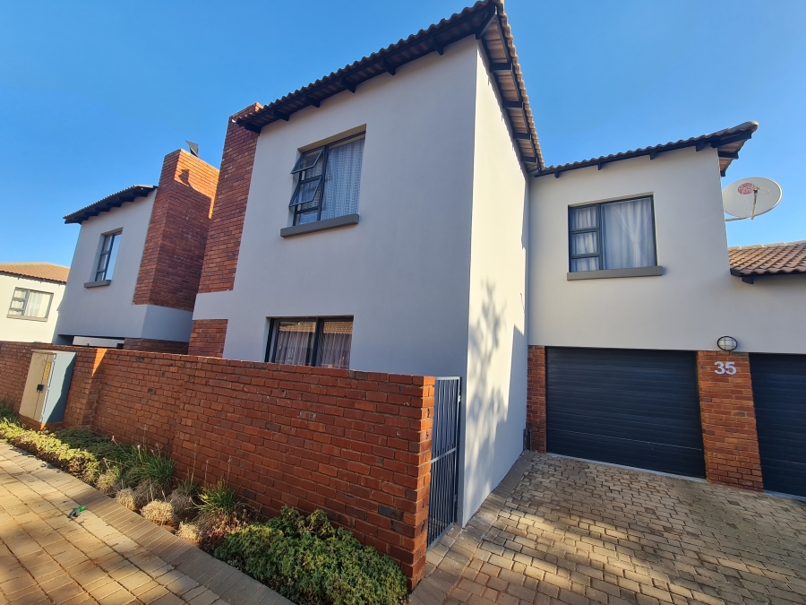 3 Bedroom Property for Sale in Olympus AH Gauteng