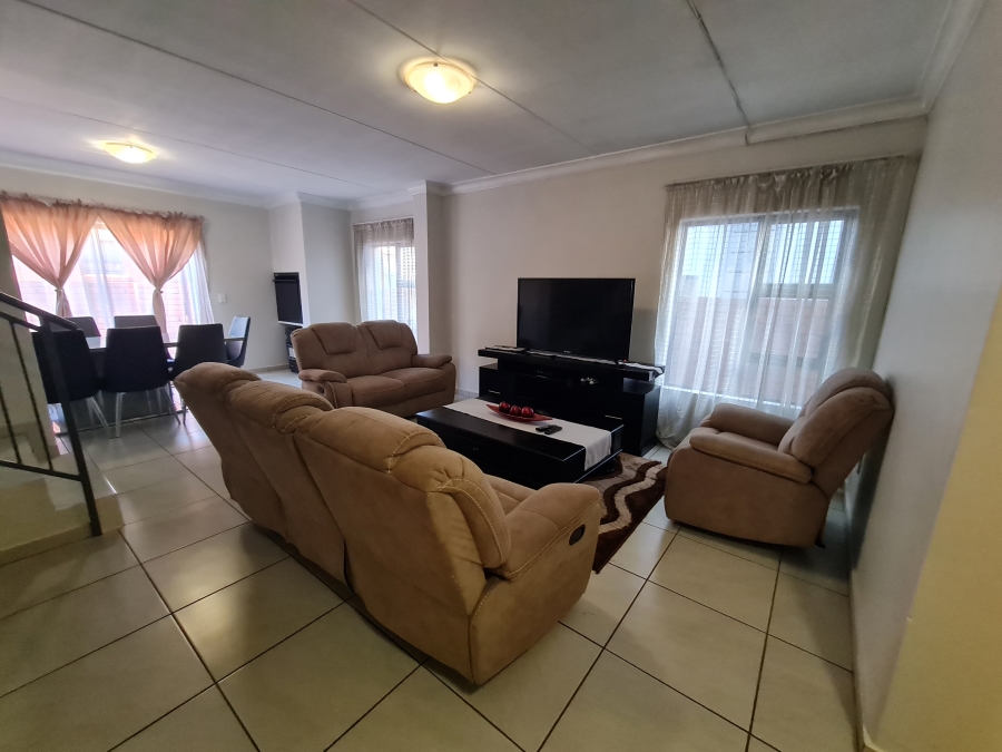 3 Bedroom Property for Sale in Olympus AH Gauteng