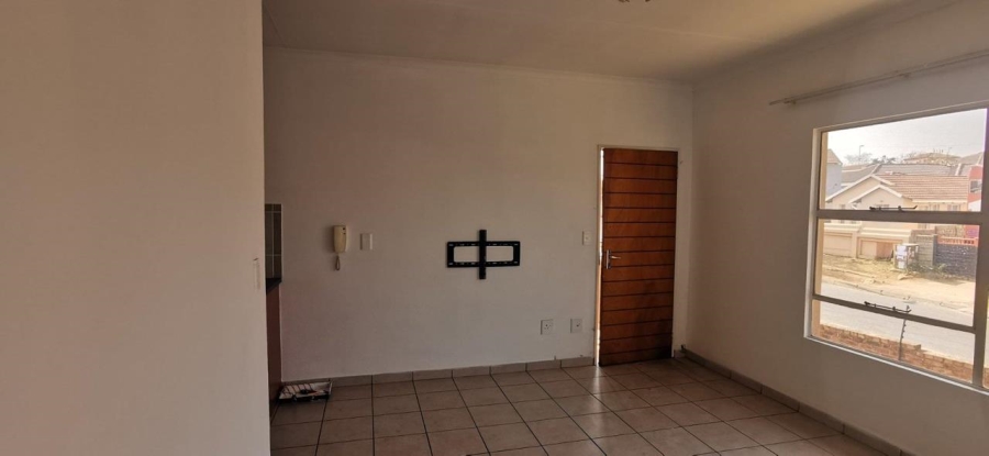 2 Bedroom Property for Sale in Naturena Gauteng