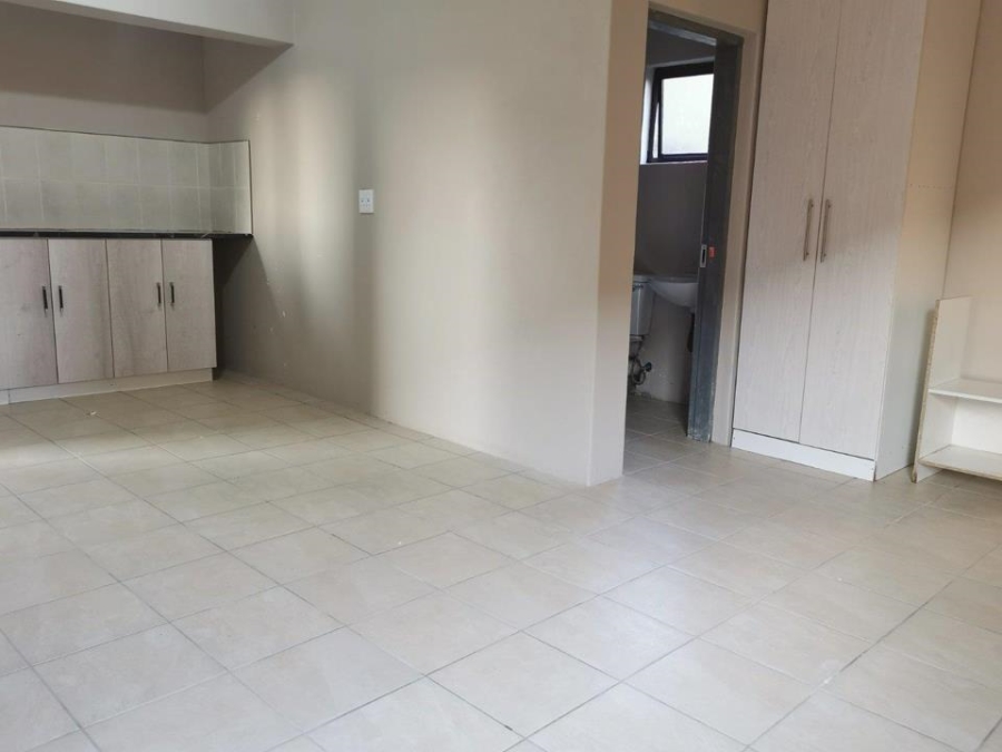 To Let 1 Bedroom Property for Rent in Meadowlands Gauteng