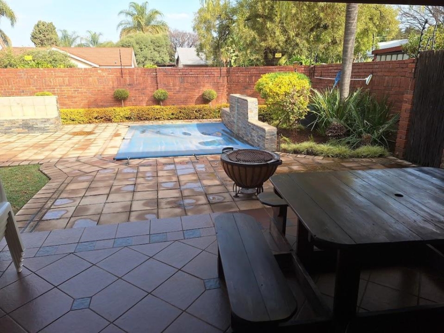 4 Bedroom Property for Sale in Kilner Park Gauteng