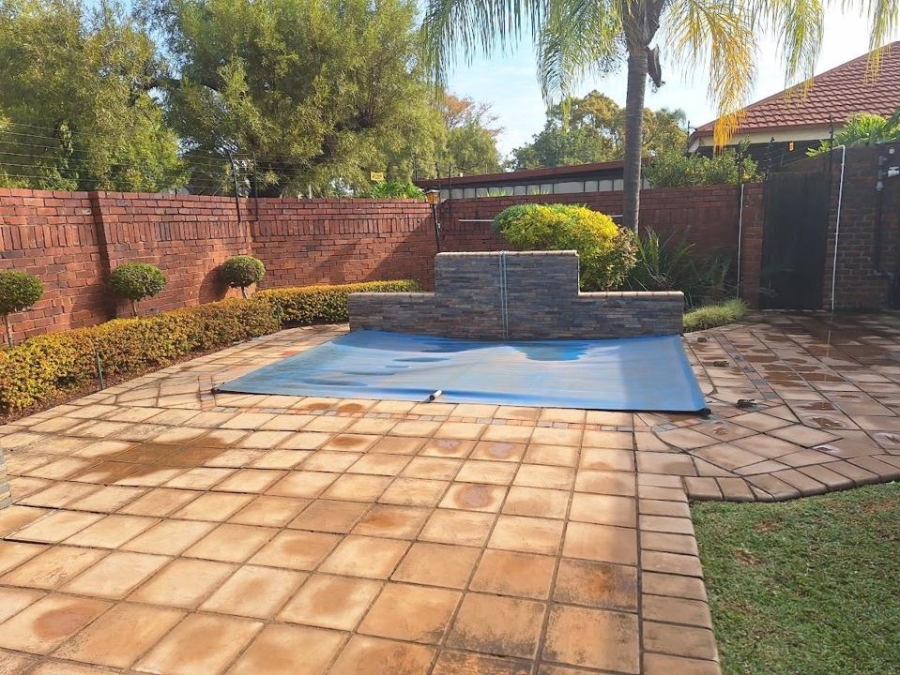 4 Bedroom Property for Sale in Kilner Park Gauteng