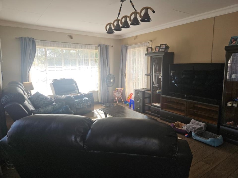 3 Bedroom Property for Sale in Greenhills Gauteng