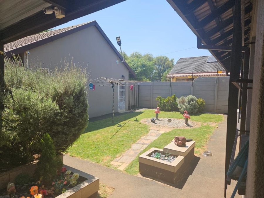 3 Bedroom Property for Sale in Greenhills Gauteng