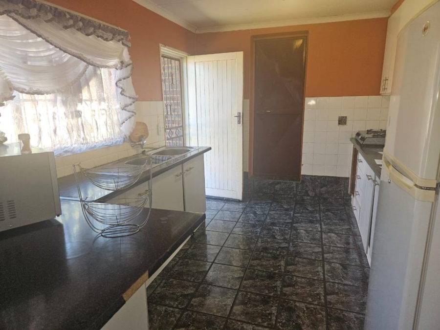 2 Bedroom Property for Sale in Greenhills Gauteng