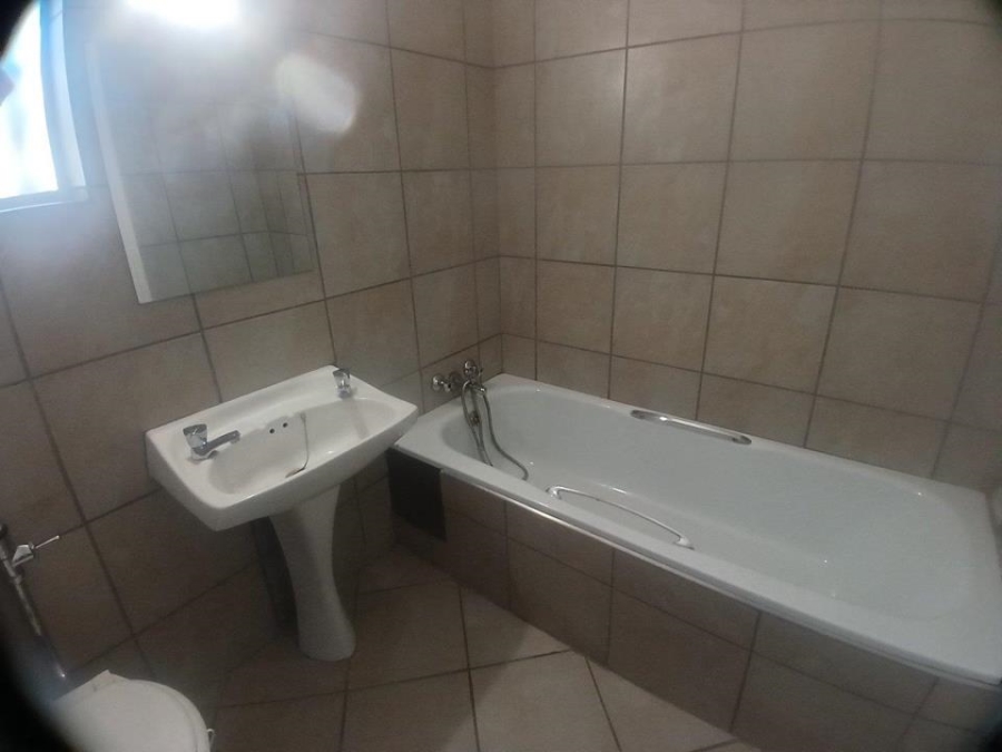 2 Bedroom Property for Sale in Wonderboom South Gauteng