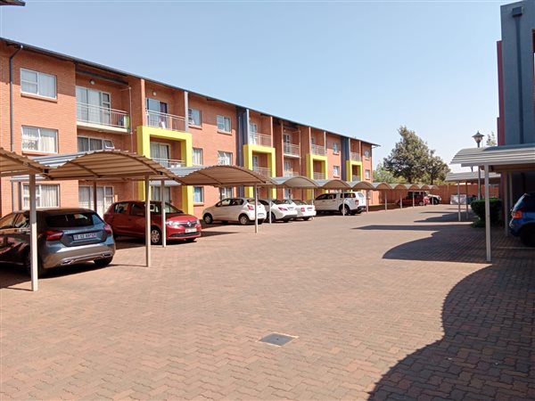 2 Bedroom Property for Sale in Montana Gauteng