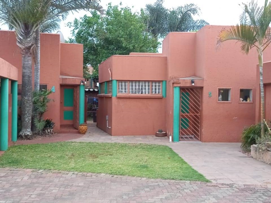 3 Bedroom Property for Sale in Doornpoort and surrounds Gauteng