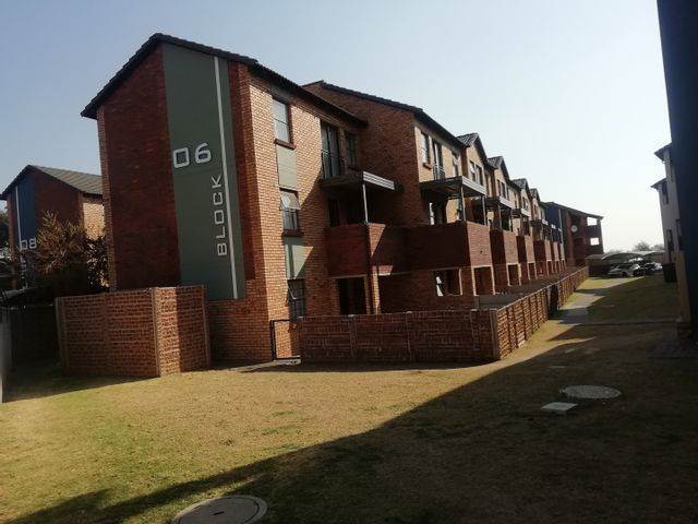 2 Bedroom Property for Sale in Alveda Park Gauteng