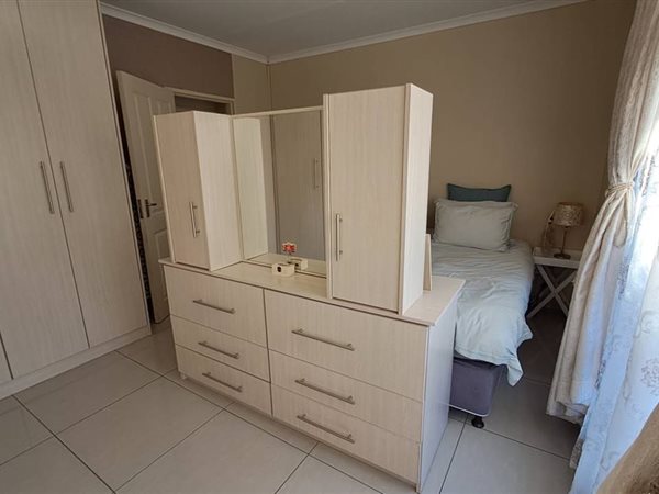 2 Bedroom Property for Sale in Mayfield Park Gauteng