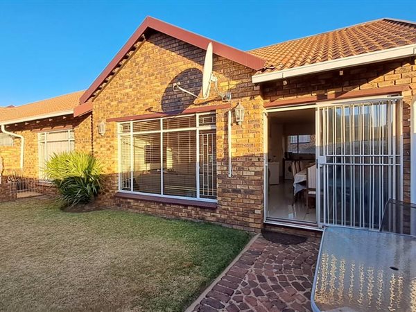 2 Bedroom Property for Sale in Mayfield Park Gauteng