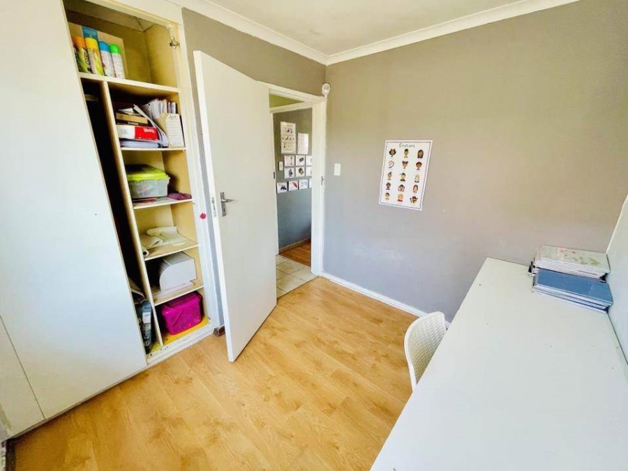 3 Bedroom Property for Sale in Tulisa Park Gauteng