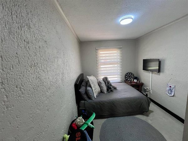 2 Bedroom Property for Sale in General Albertspark Gauteng