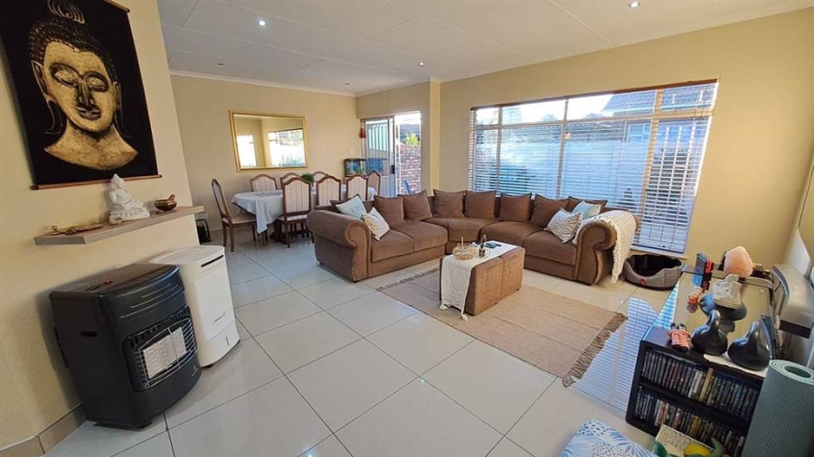 2 Bedroom Property for Sale in Mayfield Park Gauteng