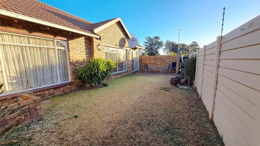 2 Bedroom Property for Sale in Mayfield Park Gauteng