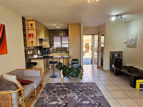 2 Bedroom Property for Sale in General Albertspark Gauteng