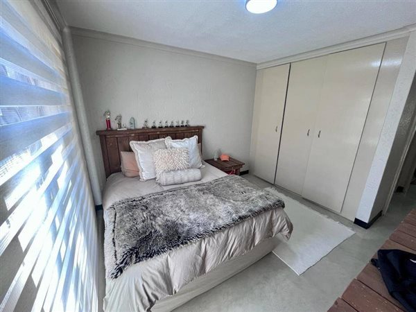 2 Bedroom Property for Sale in General Albertspark Gauteng