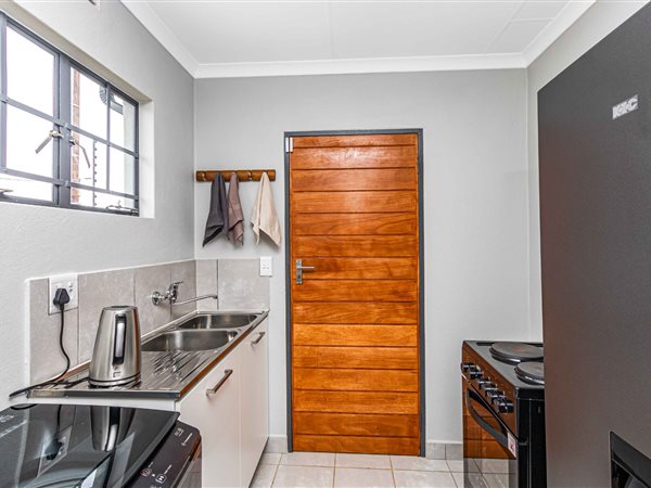 2 Bedroom Property for Sale in Wonderboom South Gauteng