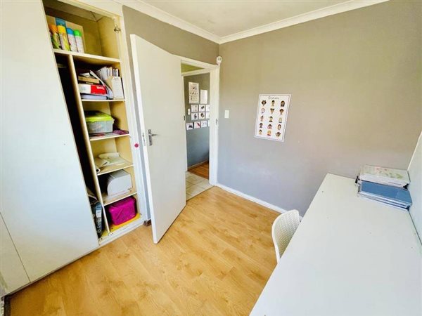 3 Bedroom Property for Sale in Tulisa Park Gauteng