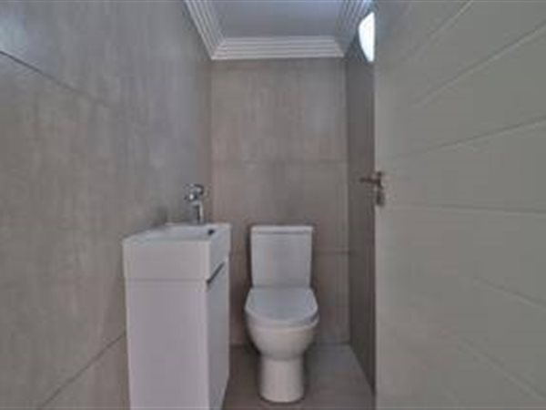 2 Bedroom Property for Sale in Elandshaven Gauteng