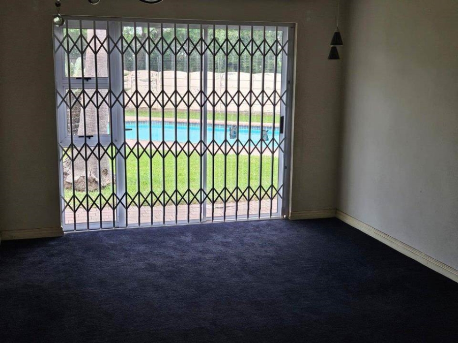 4 Bedroom Property for Sale in Brackenhurst Gauteng