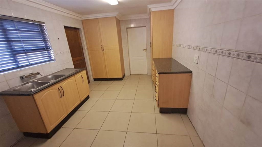 3 Bedroom Property for Sale in Brackenhurst Gauteng