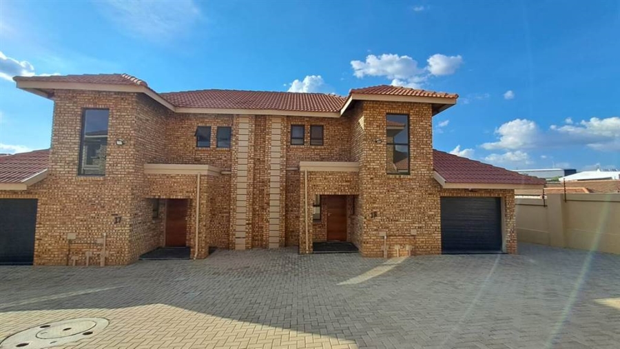 3 Bedroom Property for Sale in Elandshaven Gauteng