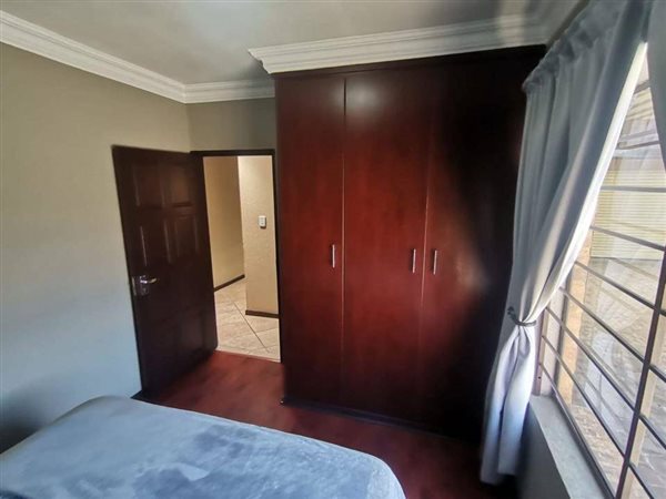 4 Bedroom Property for Sale in Southdowns Gauteng