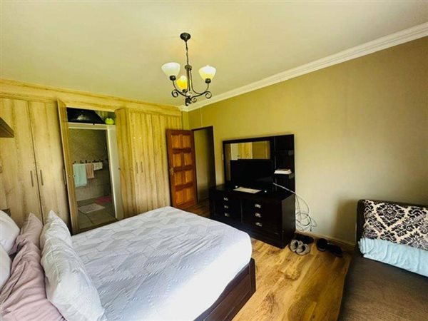 3 Bedroom Property for Sale in Verwoerdpark Gauteng