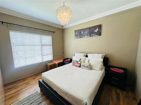 3 Bedroom Property for Sale in Verwoerdpark Gauteng