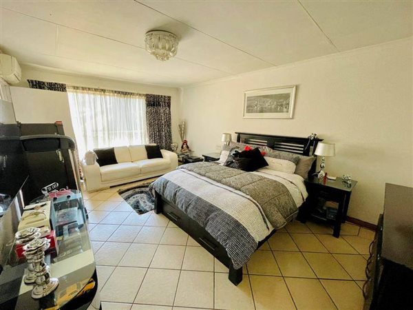 3 Bedroom Property for Sale in Meyersdal Gauteng