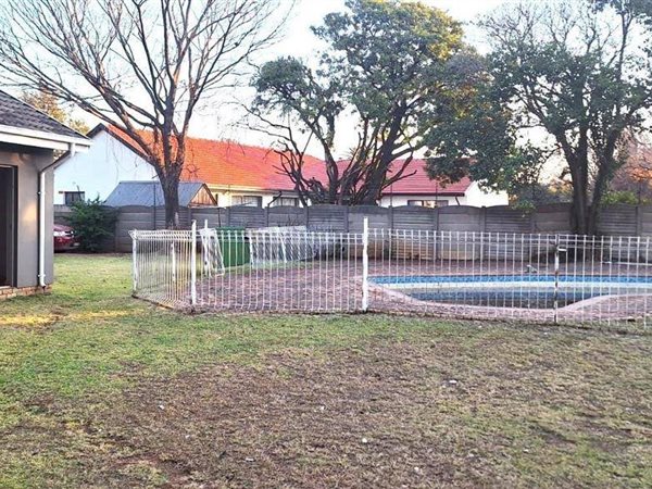 3 Bedroom Property for Sale in Brackenhurst Gauteng