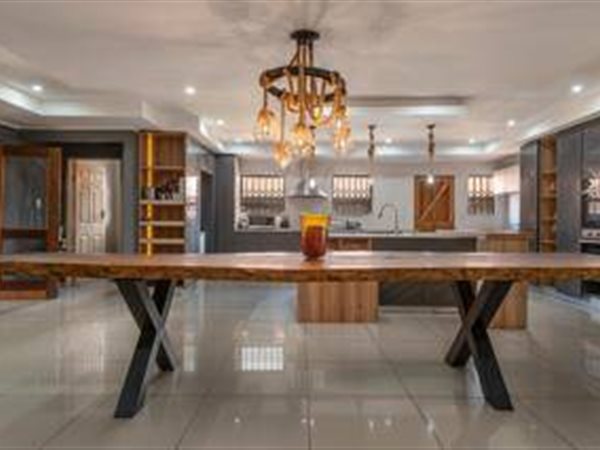 5 Bedroom Property for Sale in Liefde en Vrede Gauteng