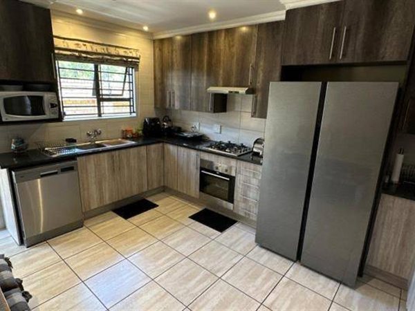 3 Bedroom Property for Sale in Brackenhurst Gauteng