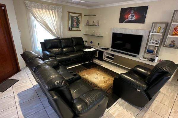 3 Bedroom Property for Sale in Brackenhurst Gauteng