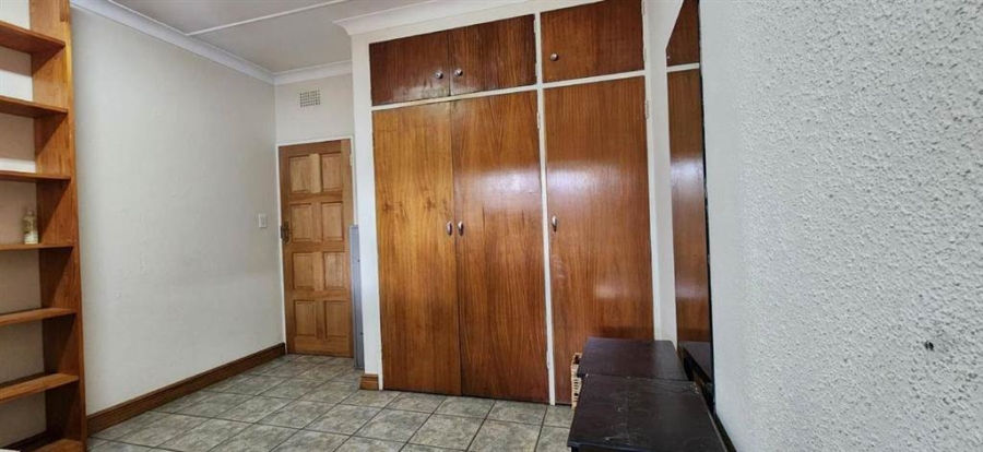 4 Bedroom Property for Sale in Verwoerdpark Gauteng